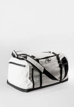 REISE KASHIWA NISHI - Weekender - Diffuse -Aunts & Uncles 082e1bc5e47546e386e850ddf6ce175b