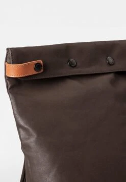 WAKAYAMA - Tagesrucksack - Bitter Chocolate 12 WAKAYAMA - Tagesrucksack - Bitter Chocolate -Aunts & Uncles 154b4239ce9849cba25523475e03b2fb