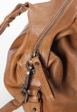 PHOEBE - Handtasche - Creme Brulee -Aunts & Uncles 19bebdf3014646388dd875f5e030bd3f