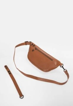 BILBERRY - Gürteltasche - Cognac -Aunts & Uncles 2b891b67bfd14ed29137f7e77d85a31f