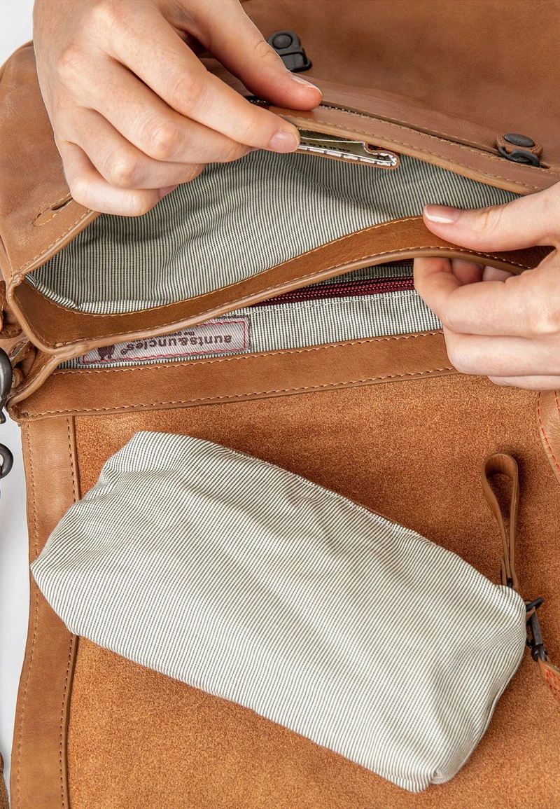 MRS CHEESECAKE - Umhängetasche - Caramel 6 MRS CHEESECAKE - Umhängetasche - Caramel – Bild 4