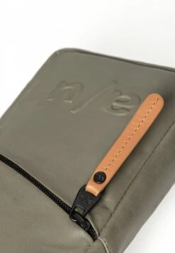 IWAKO - Umhängetasche - Fallen Rock -Aunts & Uncles 3156725839f64823aa43588ec9e61d32