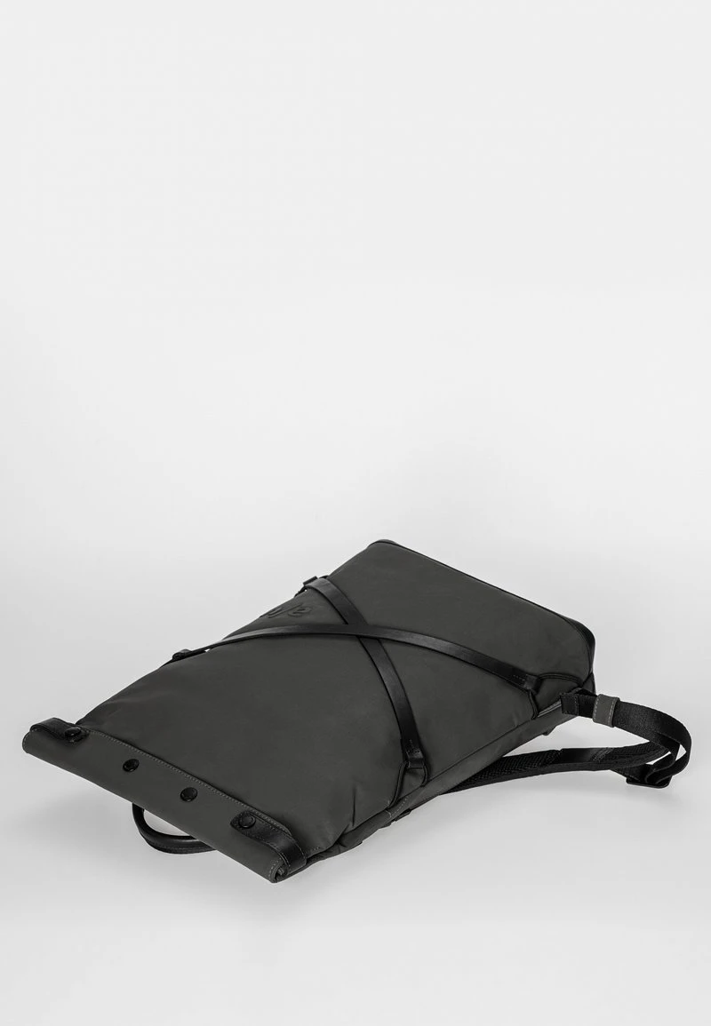 YOKOHAMA - Tagesrucksack - Volcanic Ash 8 YOKOHAMA - Tagesrucksack - Volcanic Ash – Bild 6