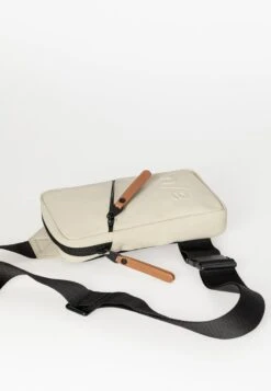 IWAKO - Umhängetasche - Dust 12 IWAKO - Umhängetasche - Dust -Aunts & Uncles 4a6ad690a5264c9495a5d9c3de7e78a9