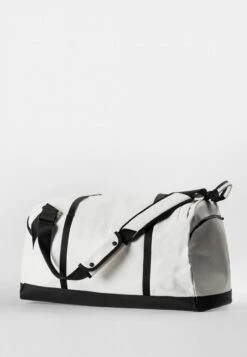 REISE KASHIWA NISHI - Weekender - Diffuse -Aunts & Uncles 52907de22ed34580a4921b6c25a4ad33