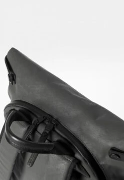 WAKAYAMA - Tagesrucksack - Volcanic Ash -Aunts & Uncles 55bb6dd546764a5181c49e70913d80e5