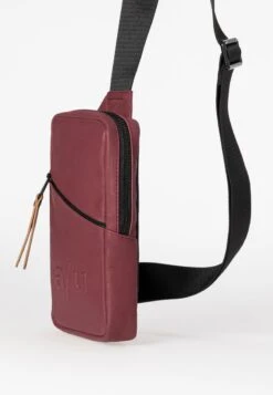 IWAKO - Umhängetasche - Cabernet -Aunts & Uncles 583b12836a394a9091e7e930eb29cd08