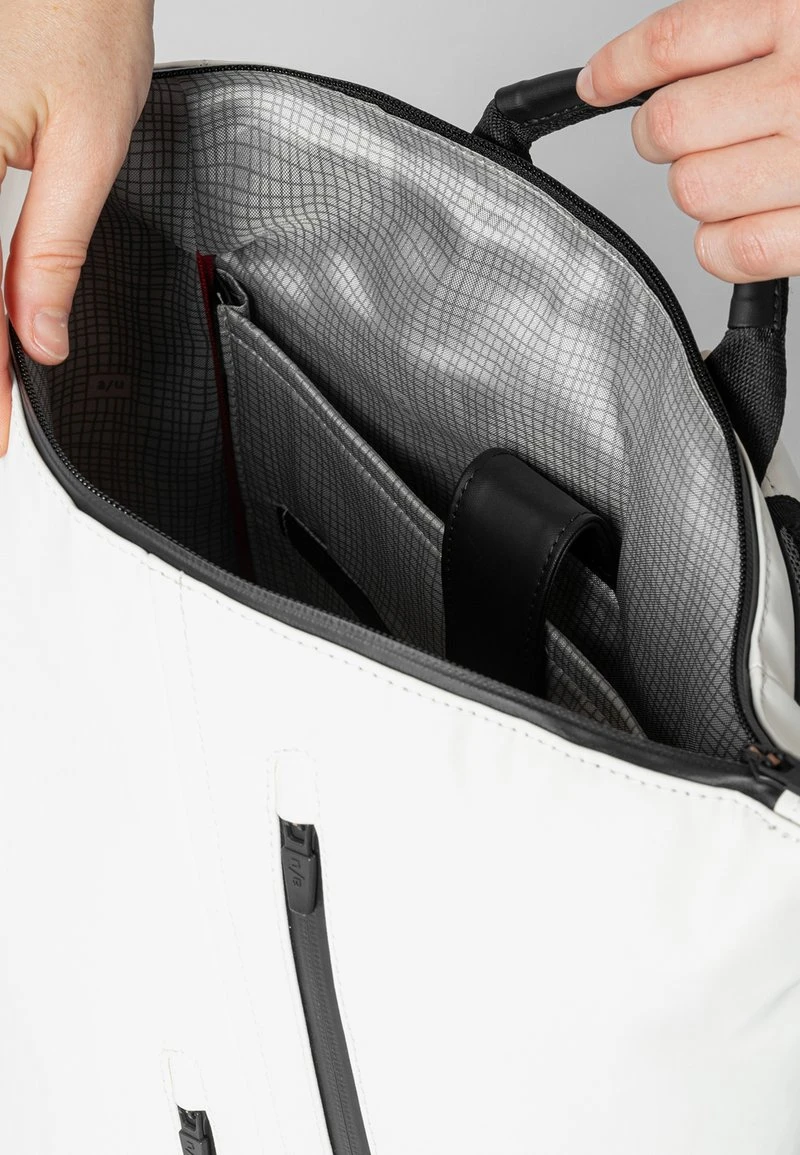 NIIGATA NISHI - Tagesrucksack - Diffuse 5 NIIGATA NISHI - Tagesrucksack - Diffuse – Bild 3