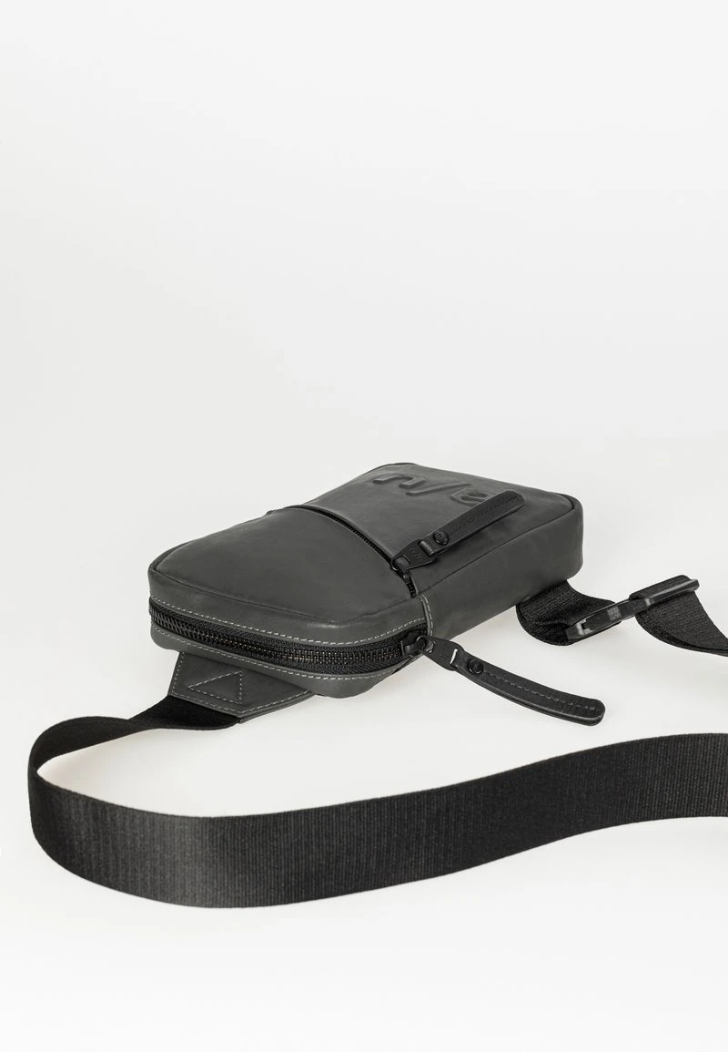 IWAKO - Umhängetasche - Volcanic Ash 7 IWAKO - Umhängetasche - Volcanic Ash – Bild 5