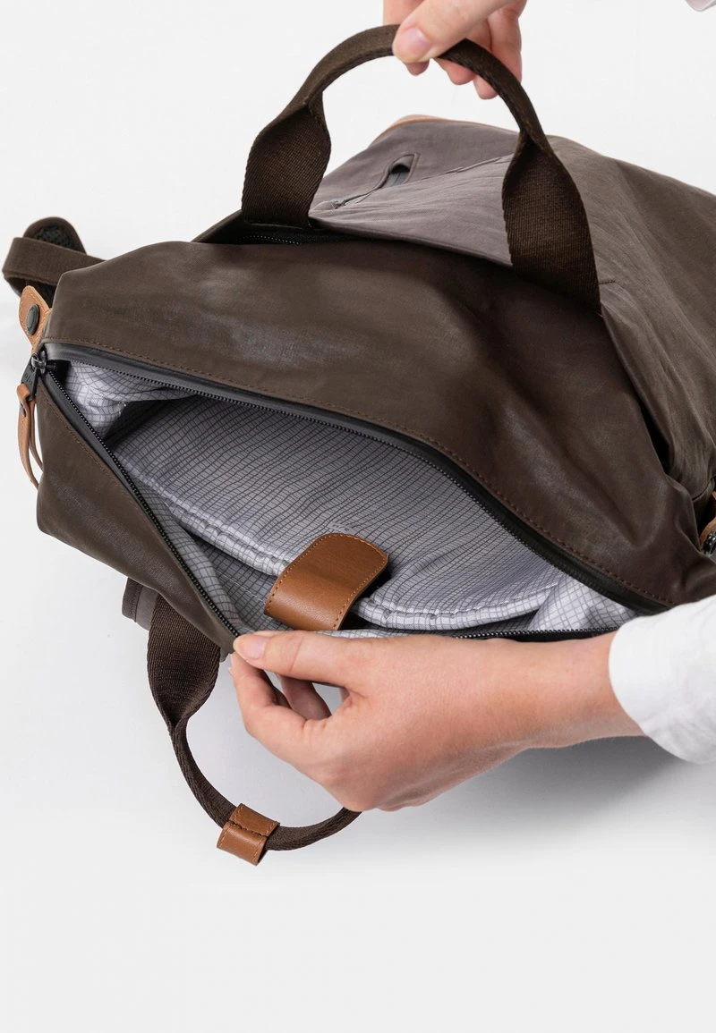 MORIOKA - Tagesrucksack - Bitter Chocolate 4 MORIOKA - Tagesrucksack - Bitter Chocolate – Bild 3