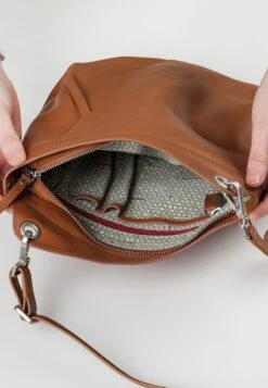 JUMBAY - Umhängetasche - Cognac -Aunts & Uncles 65ac82f182f64b20825d8ed18a930832