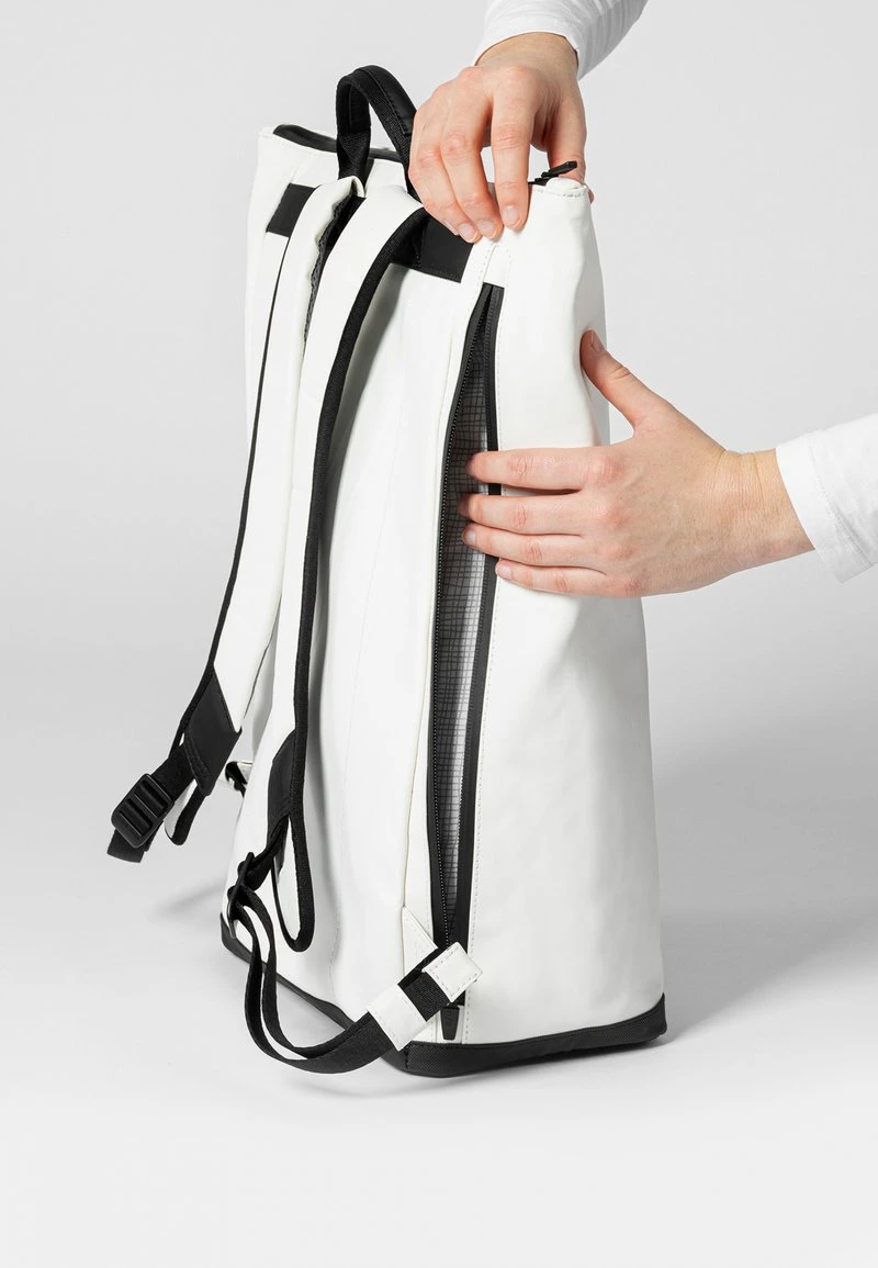 NIIGATA NISHI - Tagesrucksack - Diffuse 4 NIIGATA NISHI - Tagesrucksack - Diffuse – Bild 2