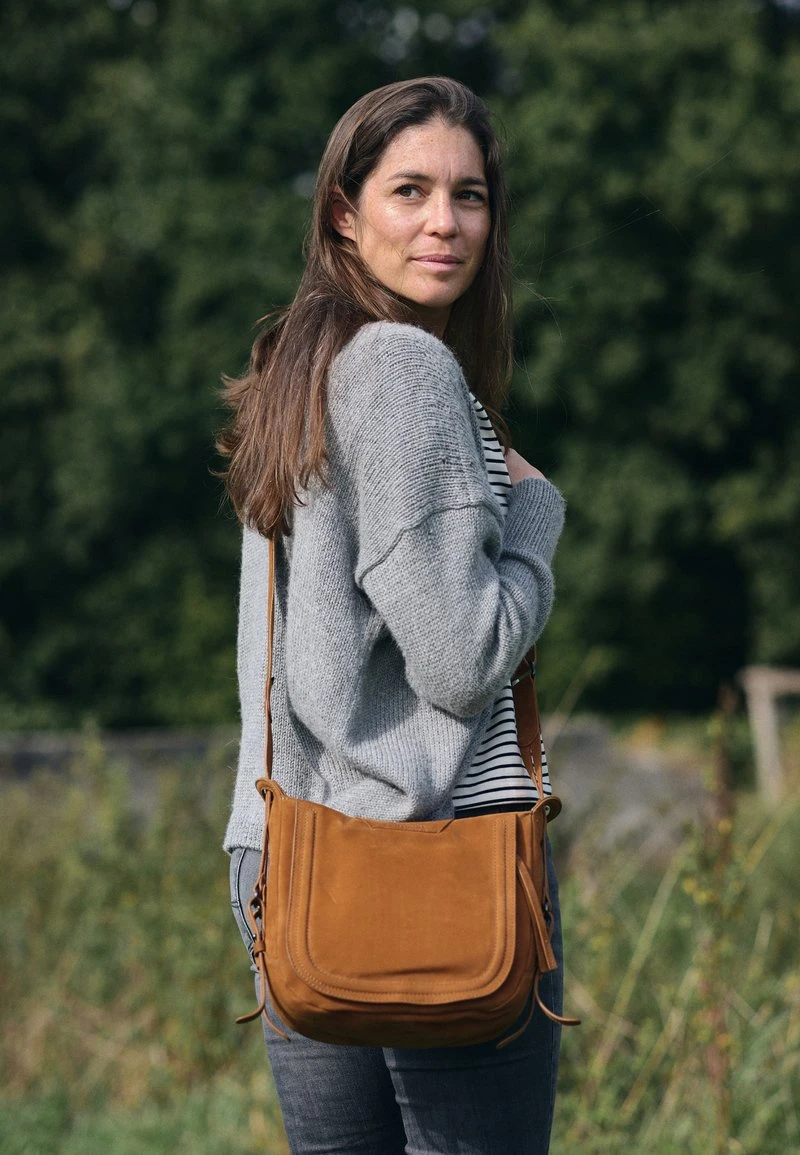 PANSY - Umhängetasche - Caramel 4 PANSY - Umhängetasche - Caramel – Bild 2