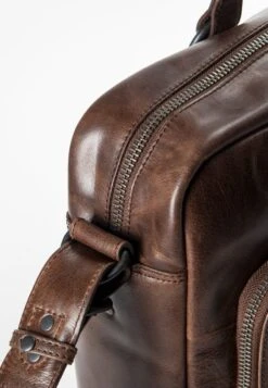 SUPERVISOR - Umhängetasche - Humus 11 SUPERVISOR - Umhängetasche - Humus -Aunts & Uncles 7d265e3217ce478194b563837da75841