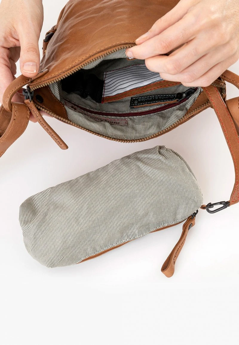 MRS. CHOCOLATE COOKIE - Umhängetasche - Caramel 4 MRS. CHOCOLATE COOKIE - Umhängetasche - Caramel – Bild 2