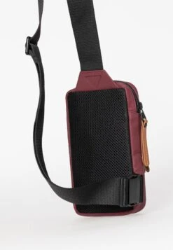 IWAKO - Umhängetasche - Cabernet -Aunts & Uncles 83625dba1a28455e9eebf20dd413c22d