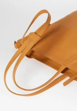 CARAMBOLA - Shopping Bag - Summer Glow 12 CARAMBOLA - Shopping Bag - Summer Glow -Aunts & Uncles 8c6044b719fc47e3be08815808370ca6