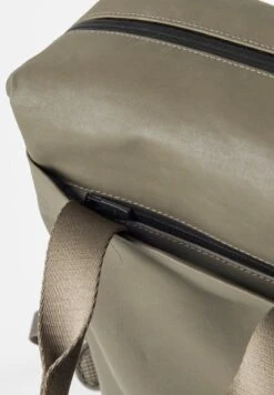 MORIOKA - Tagesrucksack - Fallen Rock 13 MORIOKA - Tagesrucksack - Fallen Rock -Aunts & Uncles 9e26d018153b48e38d3f8e7adfafba5c