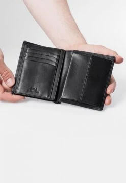 YORICK - Geldbörse - Black -Aunts & Uncles b3ee5e0a618b48b599b9e25e0f6207c7 1