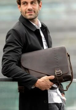 Umhängetasche - Vintage Brown -Aunts & Uncles cebfcd0eaa6a456b8e5687bbb2f66ad9