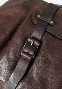 STRONGMAN - Reisetasche - Bourbon -Aunts & Uncles e69a920241074989bbdeaea9273a738e