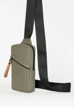 IWAKO - Umhängetasche - Fallen Rock -Aunts & Uncles eb77f3b4e91048b59f3908539ce89b01