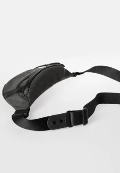 ICHIKAWA - Gürteltasche - Volcanic Ash 13 ICHIKAWA - Gürteltasche - Volcanic Ash -Aunts & Uncles ef949831d4604d6b98ece38337dca89a