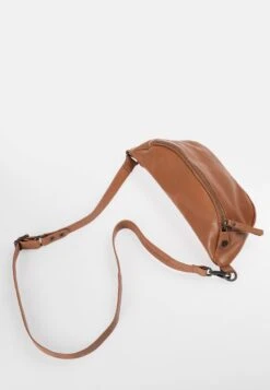 BILBERRY - Gürteltasche - Cognac -Aunts & Uncles f8e0dff2ff934c4ba271d56849684e2b